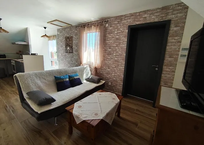 Ban Chailai Apartment